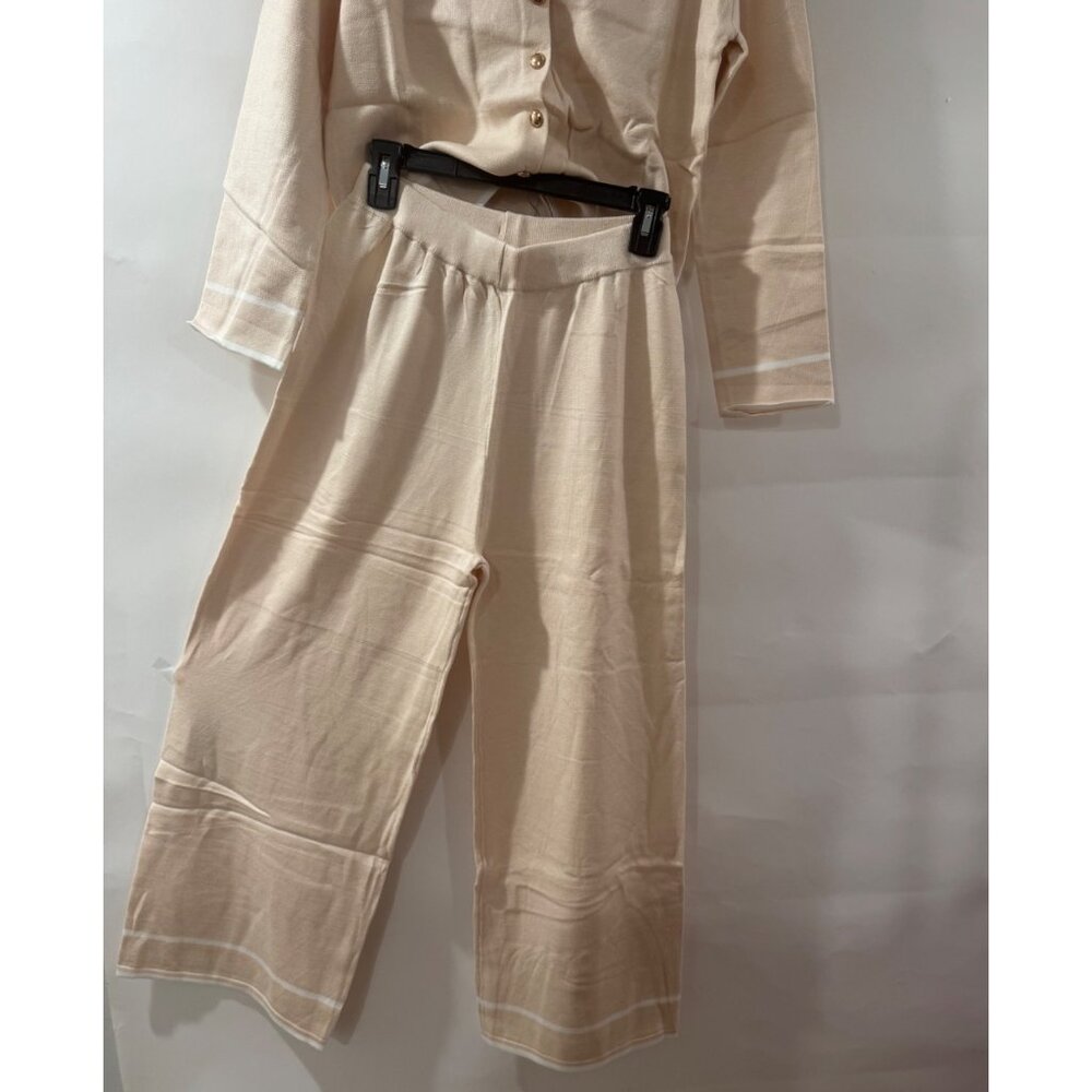 Zesica Womens Beige Knit Pant Set With Button-Down Lapel Top & Wide Leg Pants Co - Picture 2 of 4